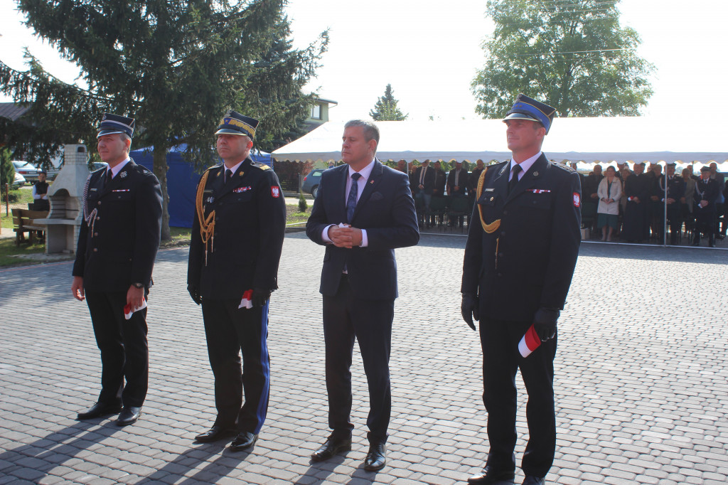 Nowa remiza i nowy pojazd OSP w Wólce Komarowskiej
