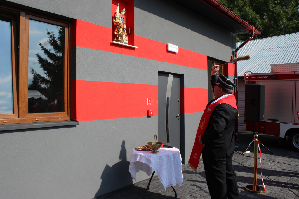 Nowa remiza i nowy pojazd OSP w Wólce Komarowskiej