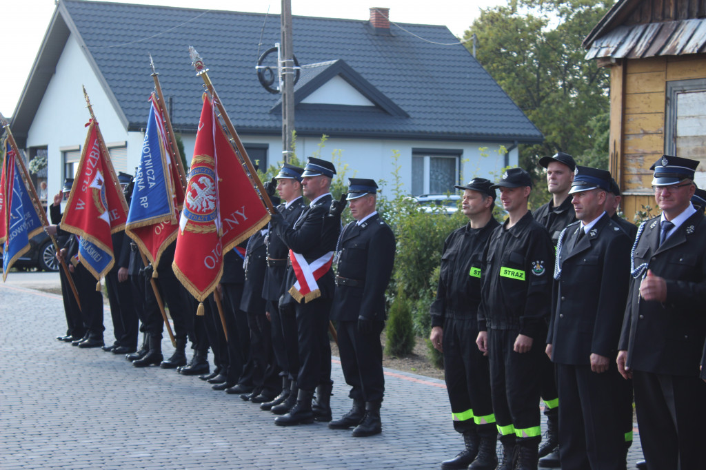 Nowa remiza i nowy pojazd OSP w Wólce Komarowskiej