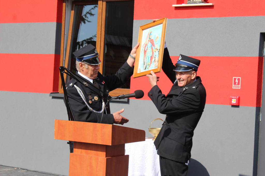 Nowa remiza i nowy pojazd OSP w Wólce Komarowskiej