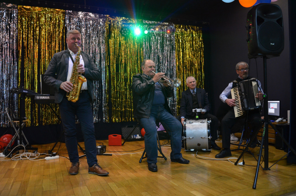 Bal Seniorów w Ulanie-Majoracie