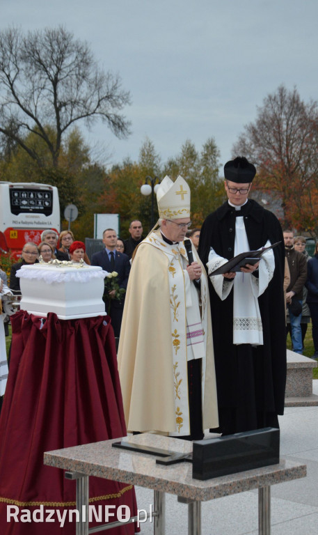  Poświęcenie Pomnika Dzieci Utraconych w Radzyniu
