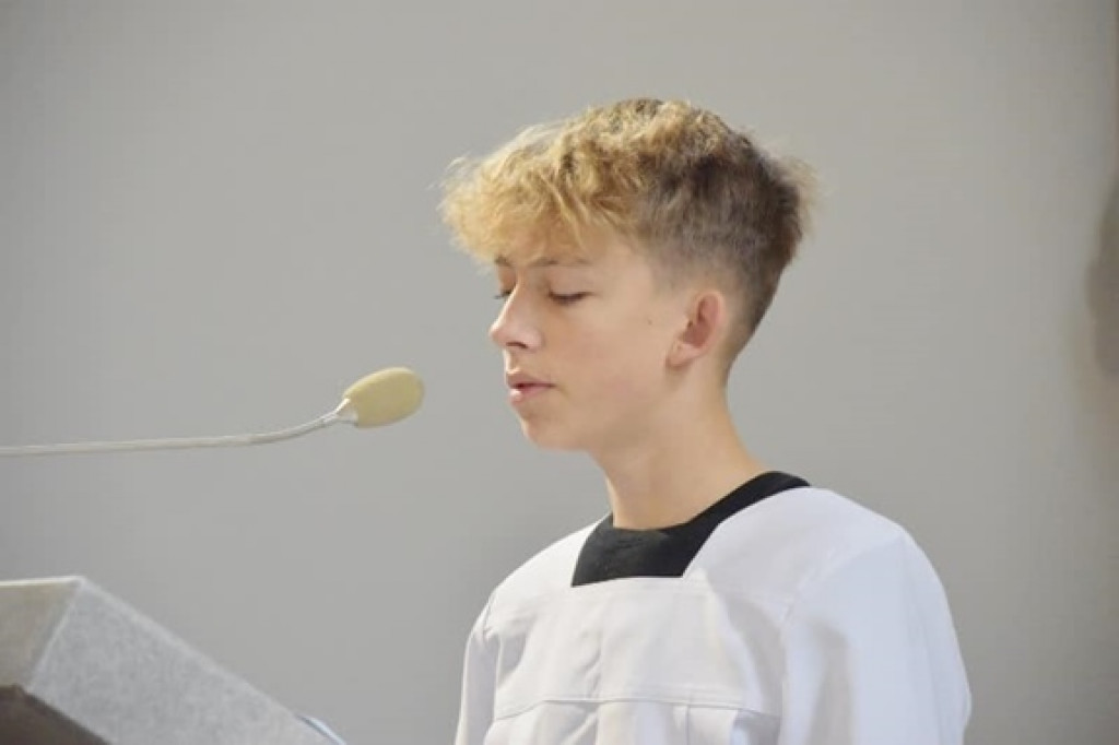 Świętowanie Dnia Papieskiego przez szkołę w Białce