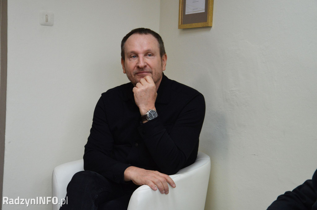 Spotkanie z Markiem Kościkiewiczem i NoVelą