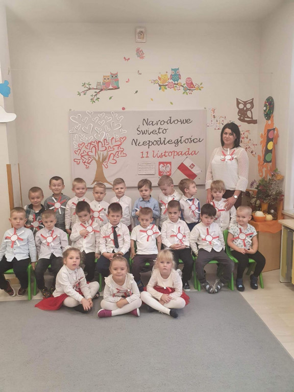 Święto Niepodległości w przedszkolu 