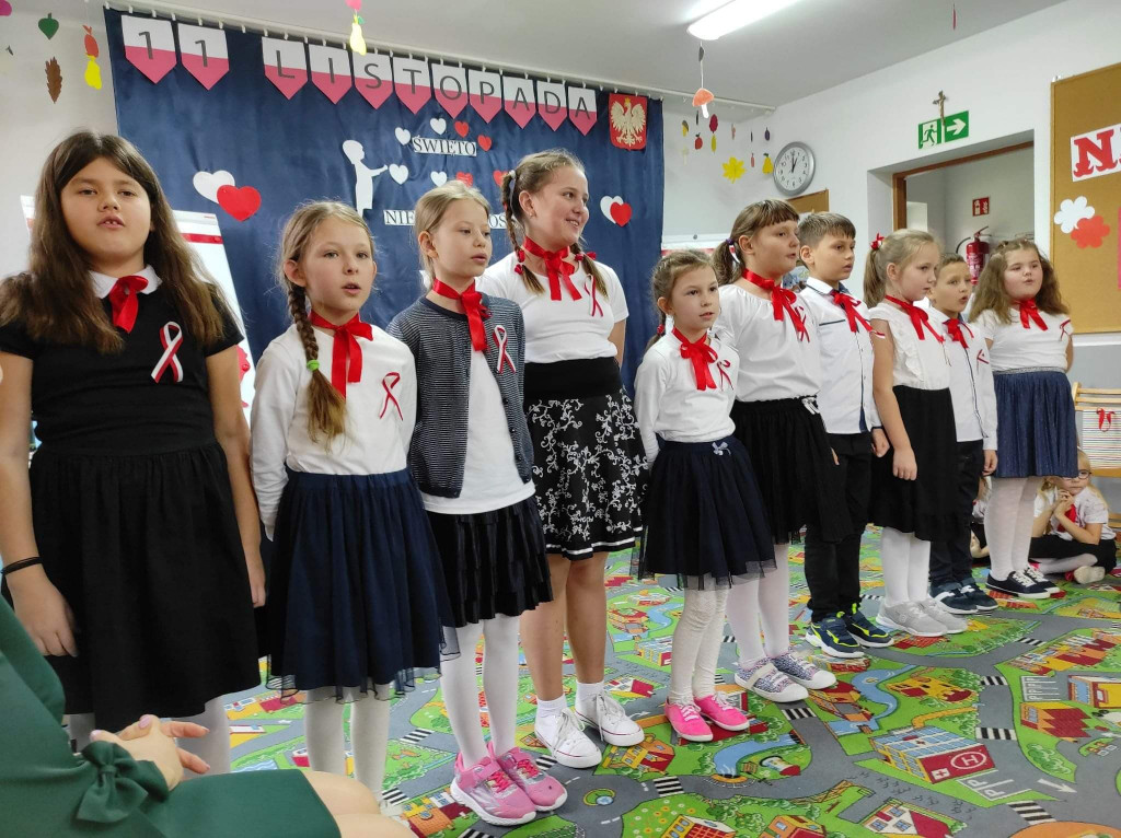 Święto Niepodległości w szkole w Walinnie