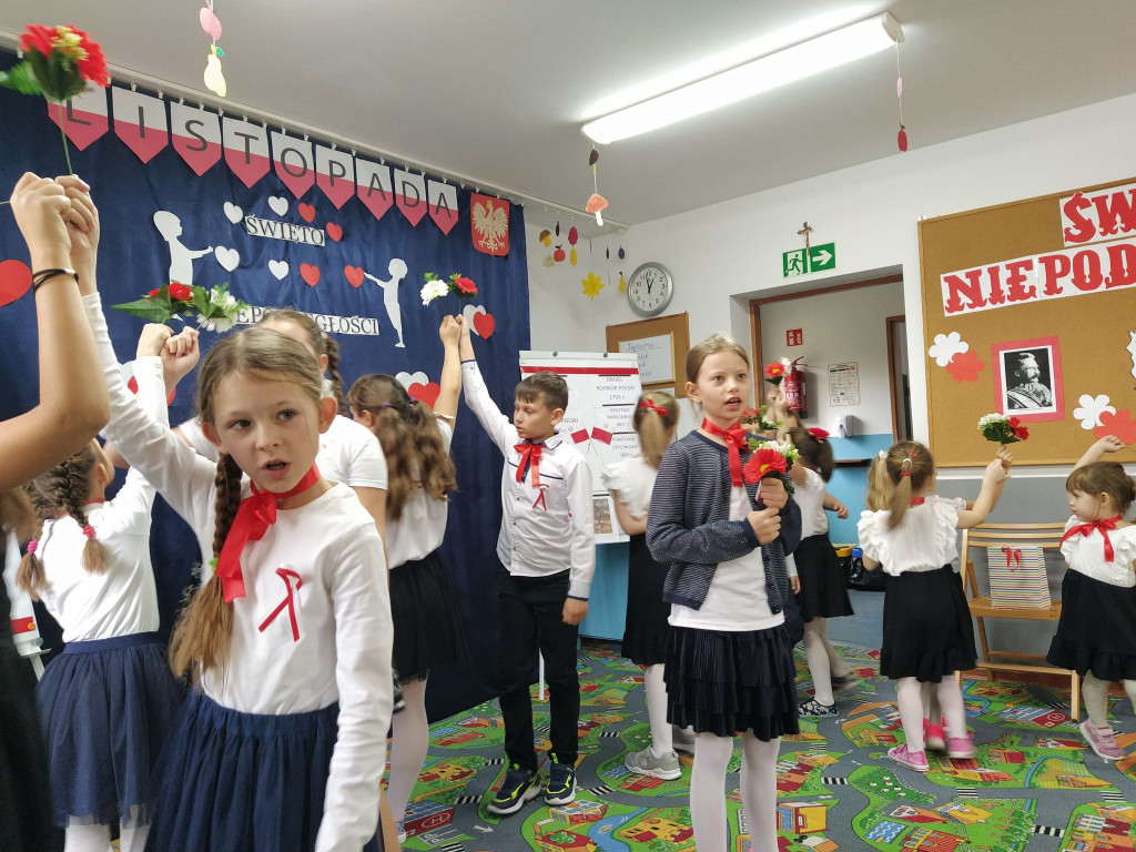 Święto Niepodległości w szkole w Walinnie