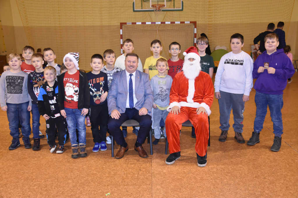 Gminne mikołajki w Zabielu