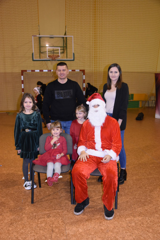 Gminne mikołajki w Zabielu