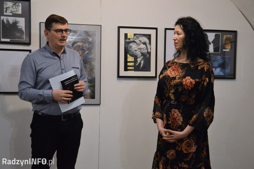 Wystawa prac inspirowanych poezją Elżbiety Kalarus