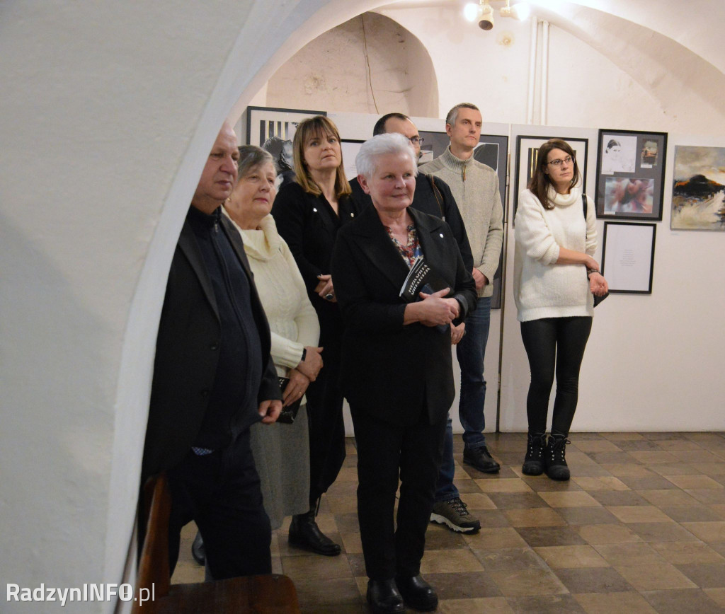 Wystawa prac inspirowanych poezją Elżbiety Kalarus