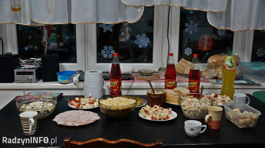 Bal karnawałowy w stylu lat 90. w Radzyniu