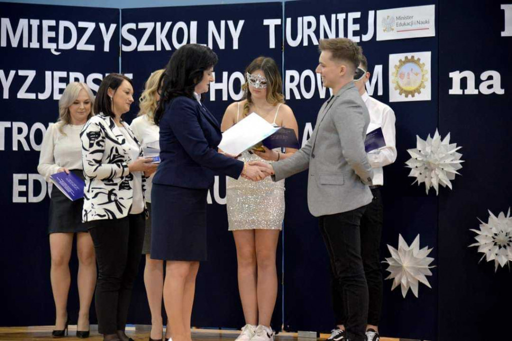 VI Międzyszkolny Turniej Fryzjerski w Radzyniu