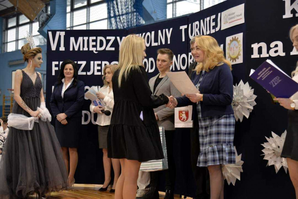 VI Międzyszkolny Turniej Fryzjerski w Radzyniu