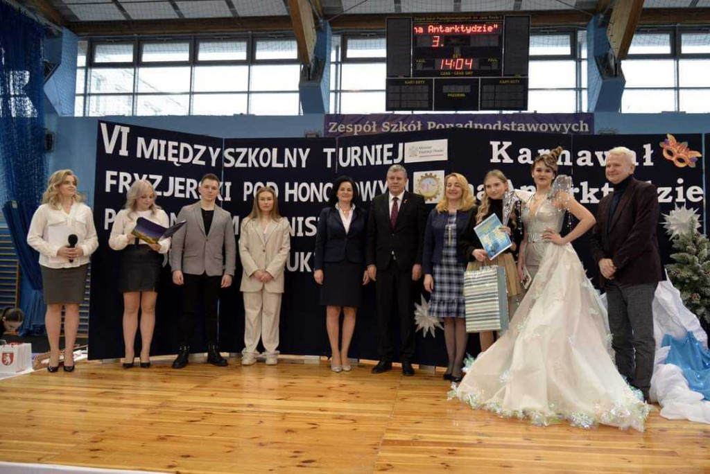 VI Międzyszkolny Turniej Fryzjerski w Radzyniu
