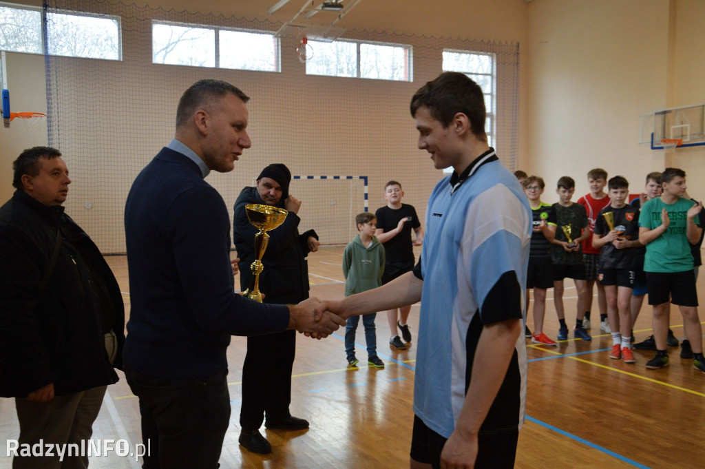 I Halowy Turniej Służby Liturgicznej w Radzyniu