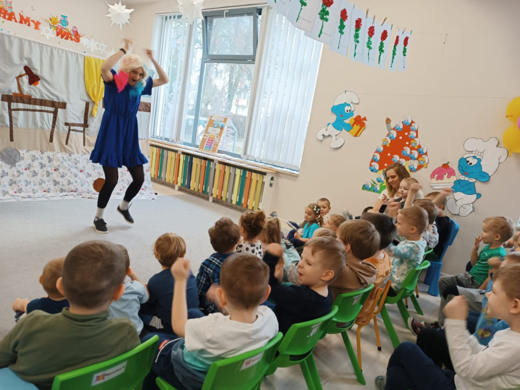 Przedstawienie w przedszkolu 