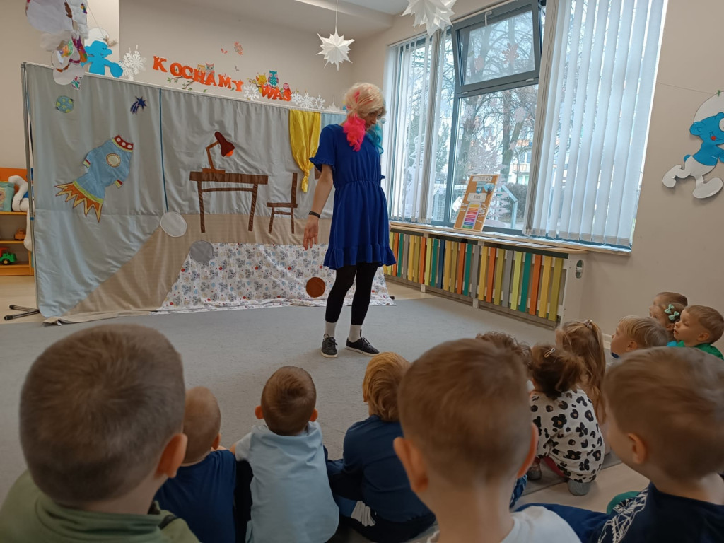 Przedstawienie w przedszkolu 