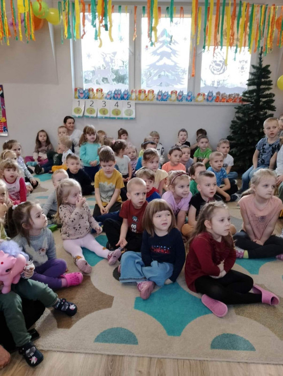 Przedstawienie w przedszkolu 