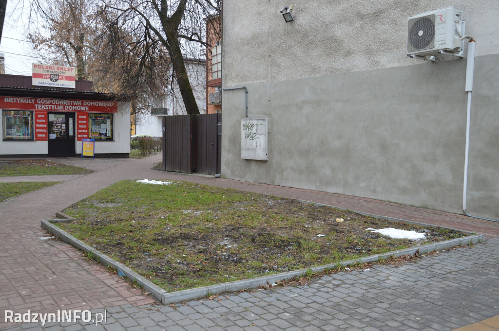 Miejsca po kioskach w Radzyniu