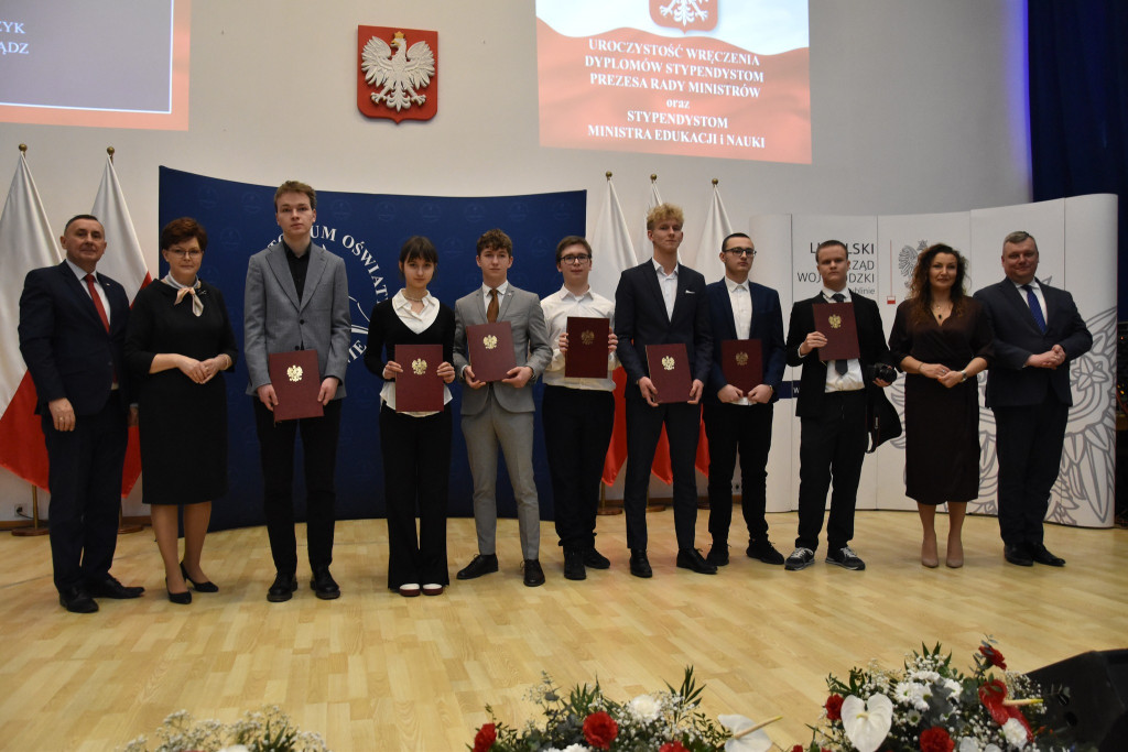 Uroczystość przyznania uczniom I LO stypendiów