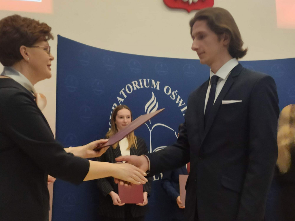 Uroczystość przyznania uczniom I LO stypendiów