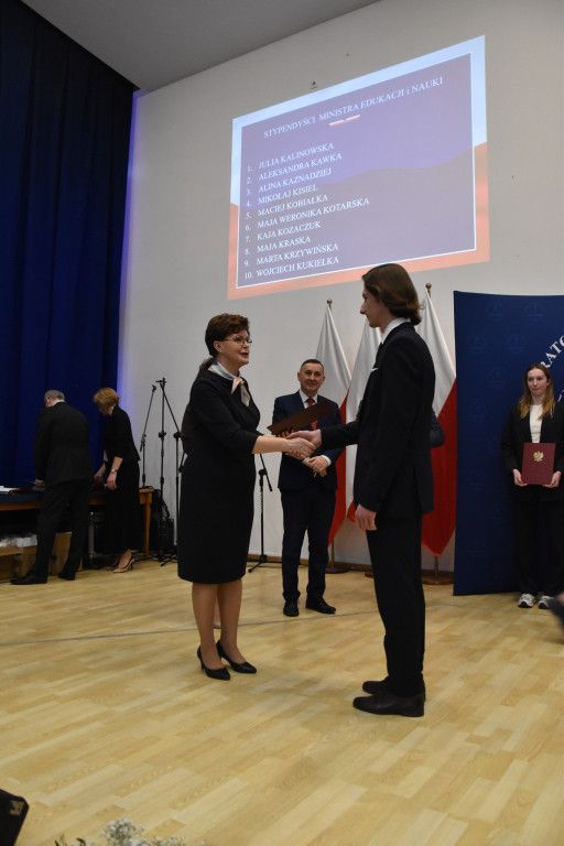 Uroczystość przyznania uczniom I LO stypendiów