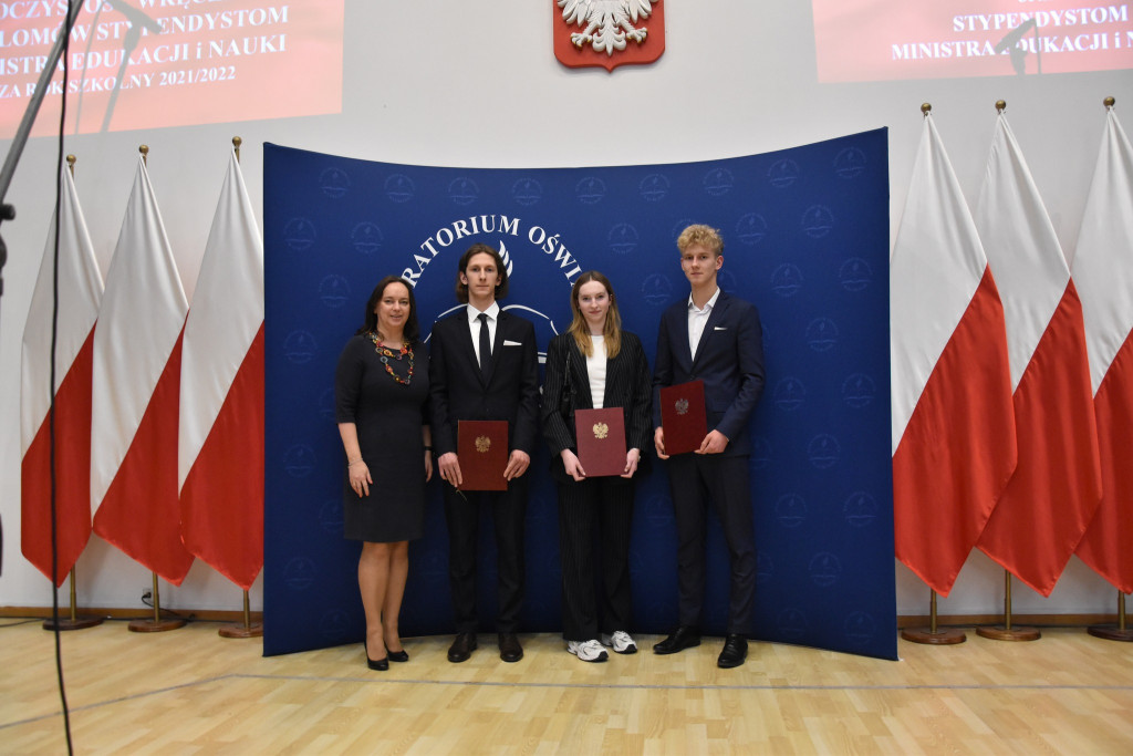 Uroczystość przyznania uczniom I LO stypendiów
