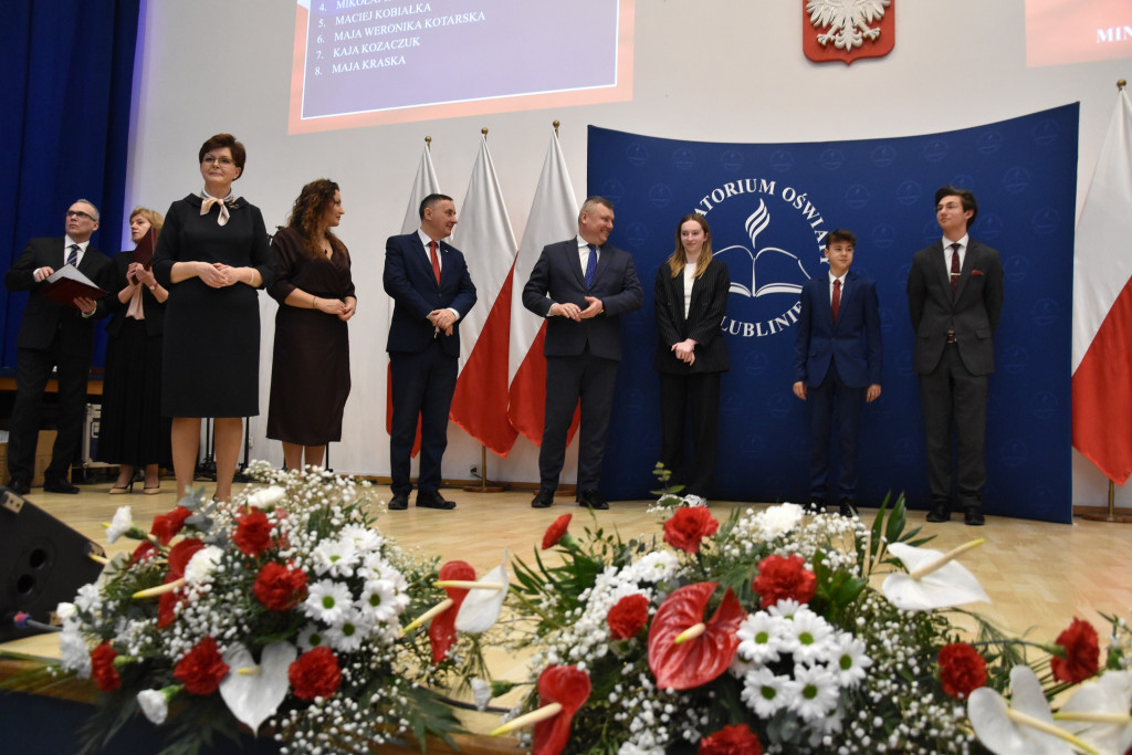 Uroczystość przyznania uczniom I LO stypendiów