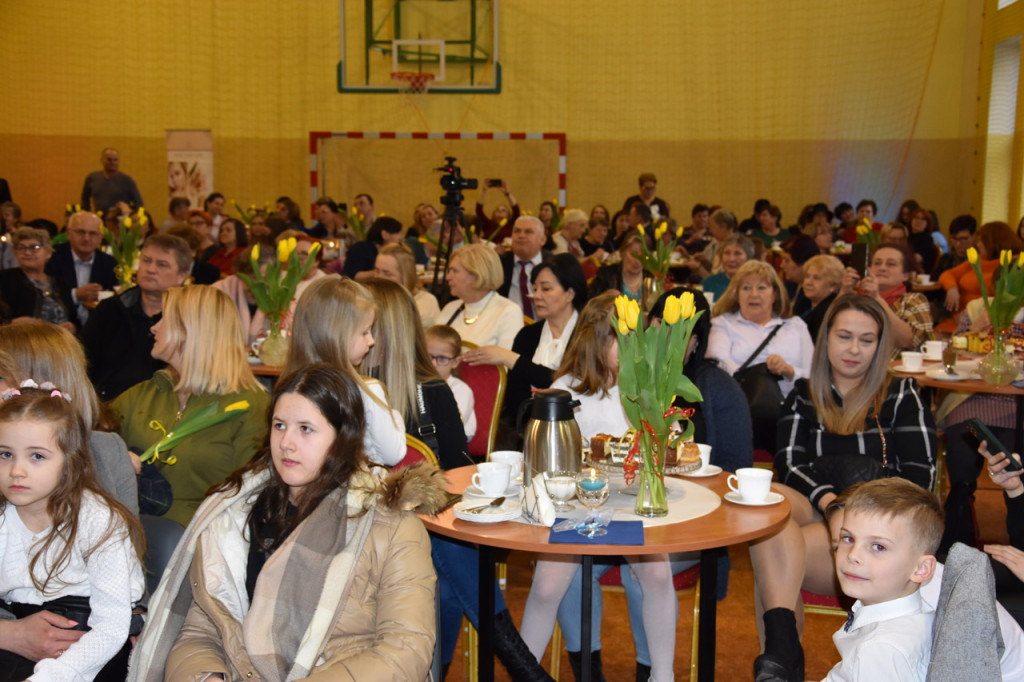 Gminny Dzień Kobiet w Zabielu