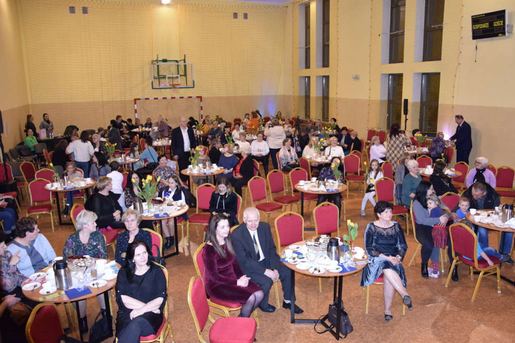 Gminny Dzień Kobiet w Zabielu