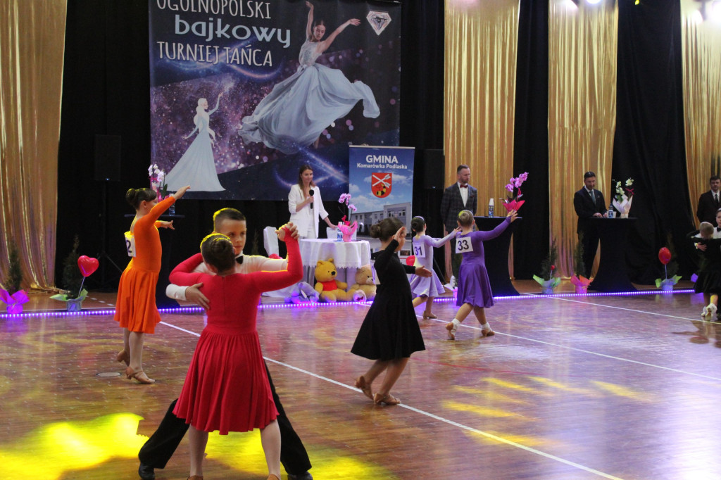 Ogólnopolski Bajkowy Turniej Tańca w Komarówce P.