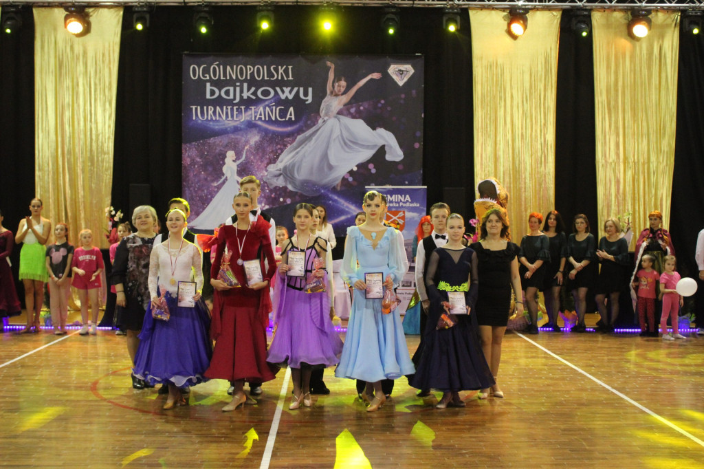 Ogólnopolski Bajkowy Turniej Tańca w Komarówce P.