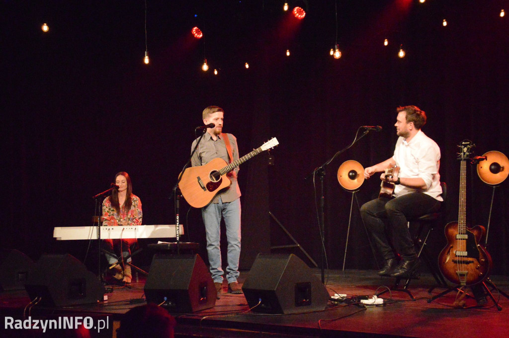 Koncert zespołu Cztery Pory Miłowania w Radzyniu
