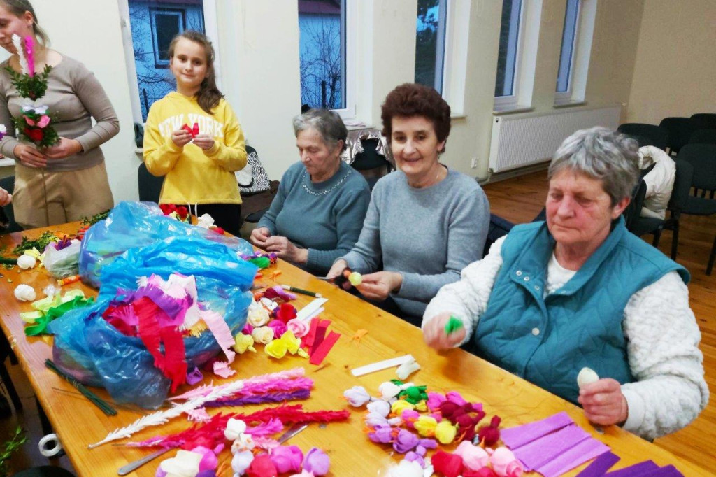 Wicie palm wielkanocnych w gminie Radzyń
