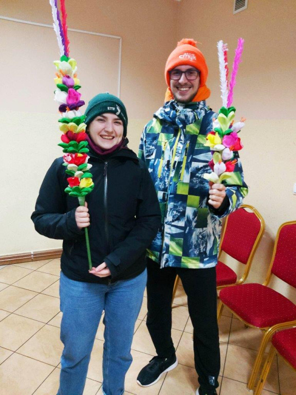 Wicie palm wielkanocnych w gminie Radzyń