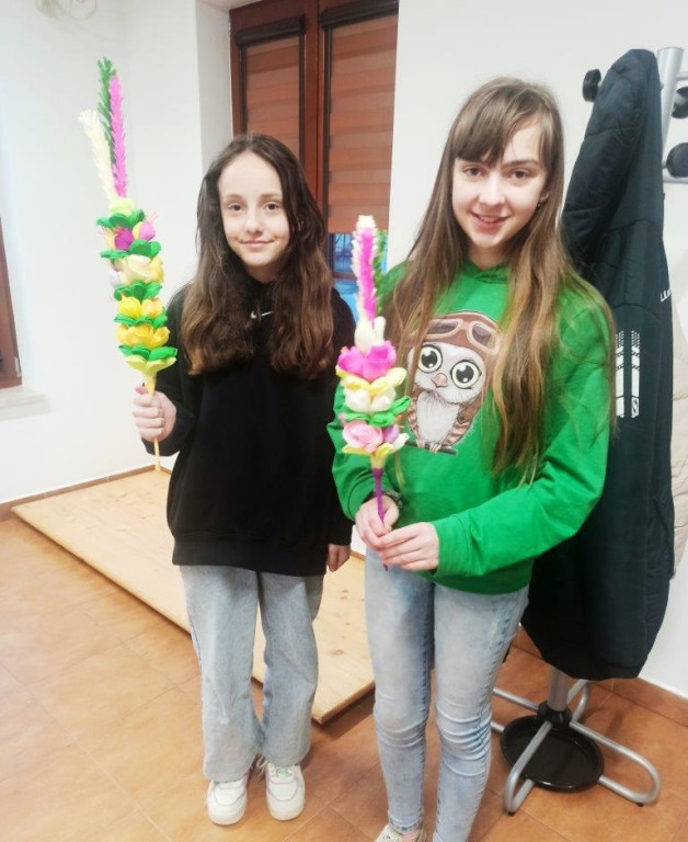 Wicie palm wielkanocnych w gminie Radzyń