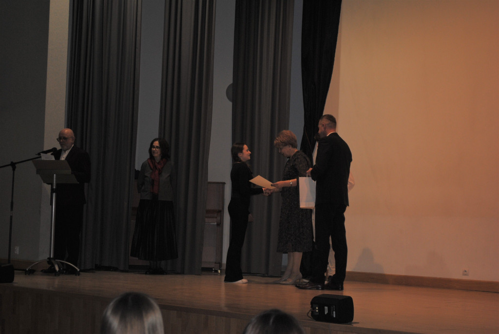 Natalia Polkowska na przeglądzie teatralnym
