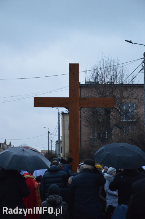 Papieska Droga Krzyżowa ulicami Radzynia
