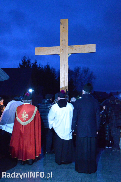Papieska Droga Krzyżowa ulicami Radzynia