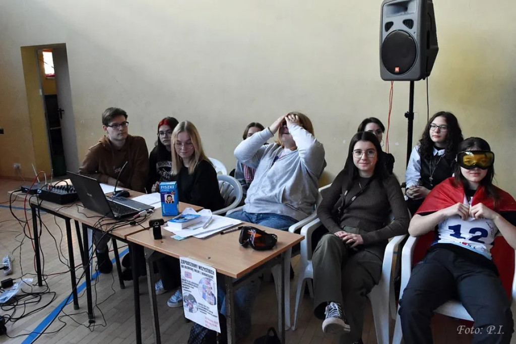 Zdalne spotkanie uczniów LO z norweskimi skoczkami
