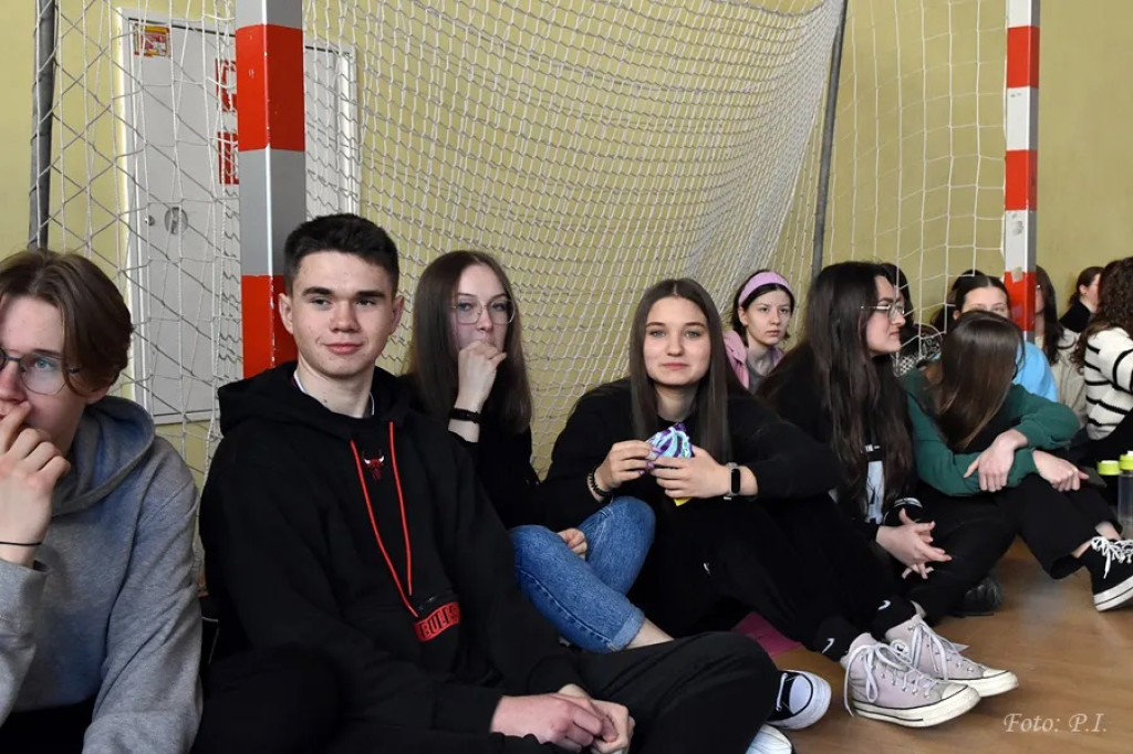 Zdalne spotkanie uczniów LO z norweskimi skoczkami