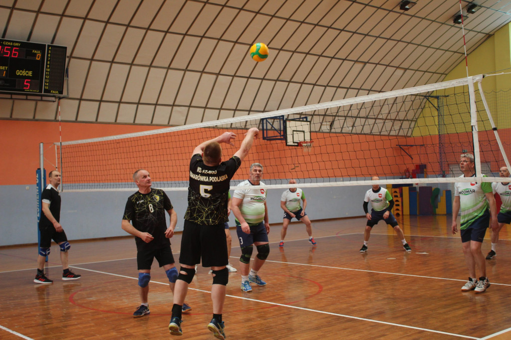 Turniej siatkarski w Komarówce Podlaskiej