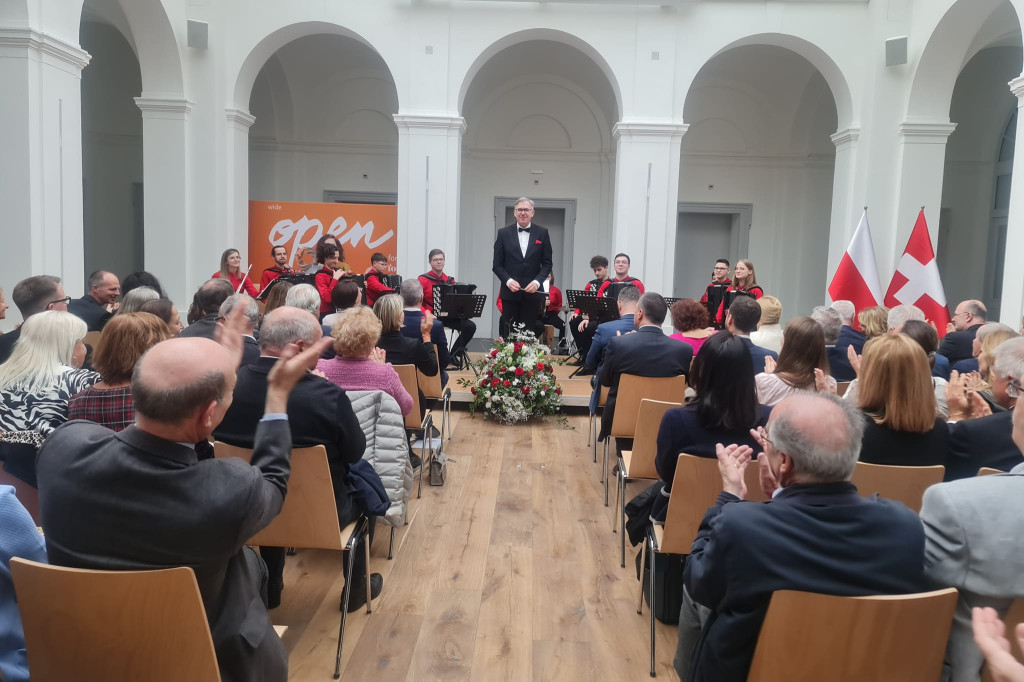 Koncerty orkiestry Arti Sentemo w Szwajcarii