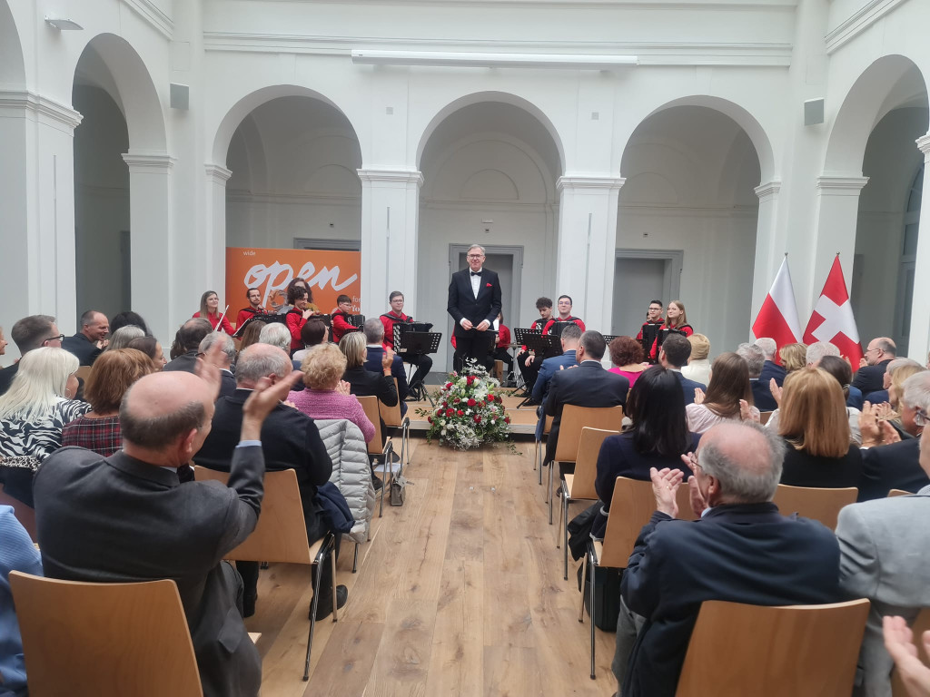 Koncerty orkiestry Arti Sentemo w Szwajcarii