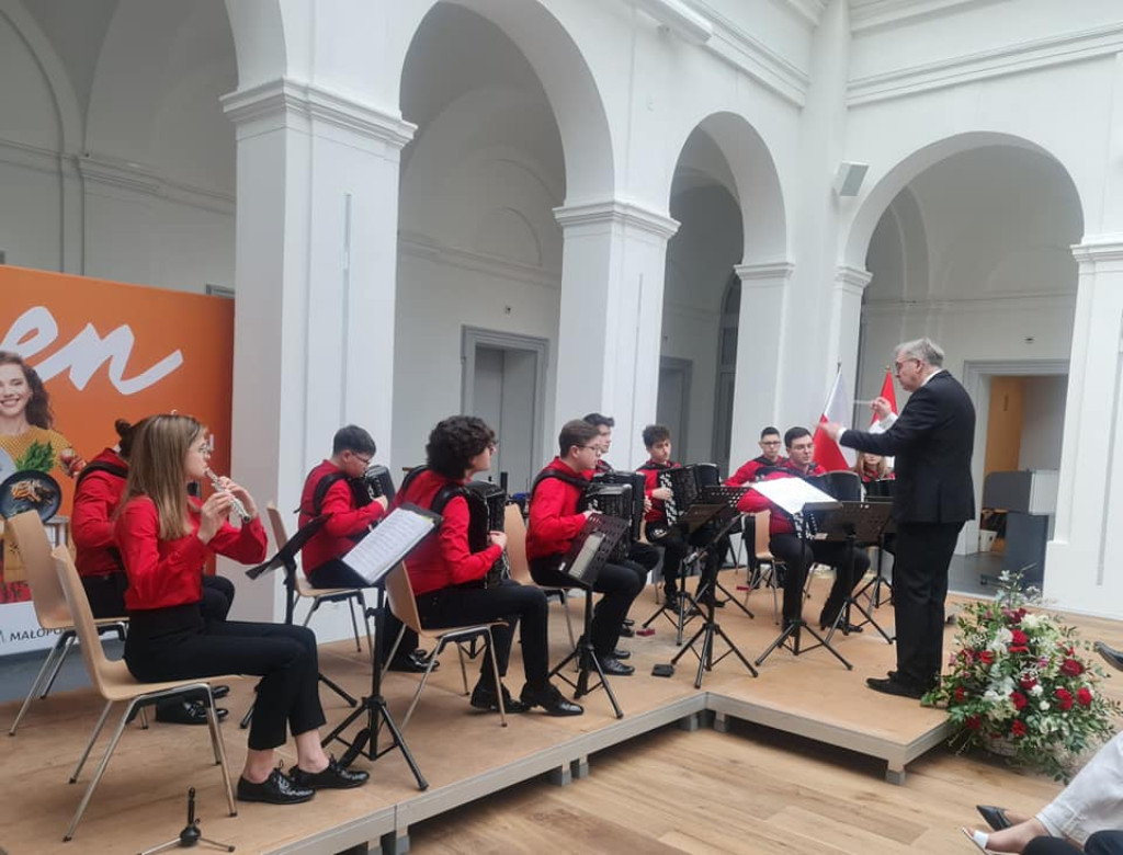 Koncerty orkiestry Arti Sentemo w Szwajcarii