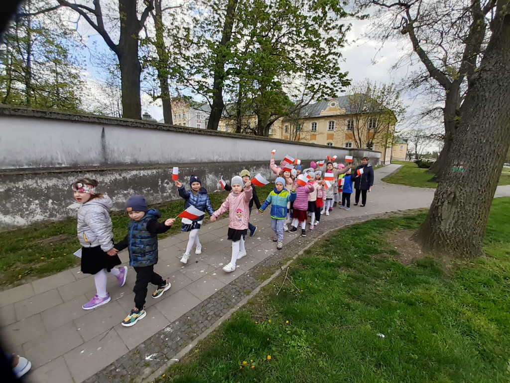 Świętowanie 3 maja w przedszkolu 
