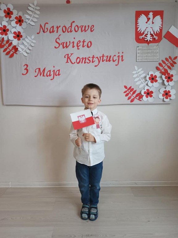 Świętowanie 3 maja w przedszkolu 