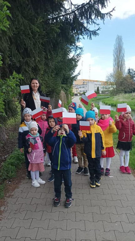 Świętowanie 3 maja w przedszkolu 