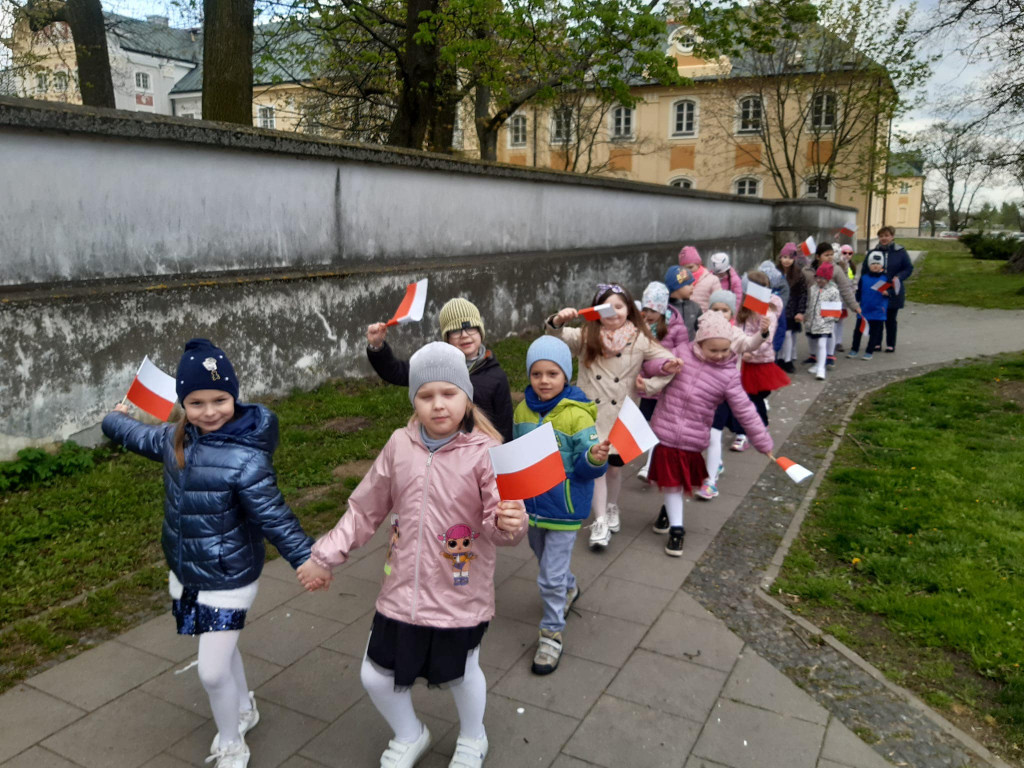 Świętowanie 3 maja w przedszkolu 